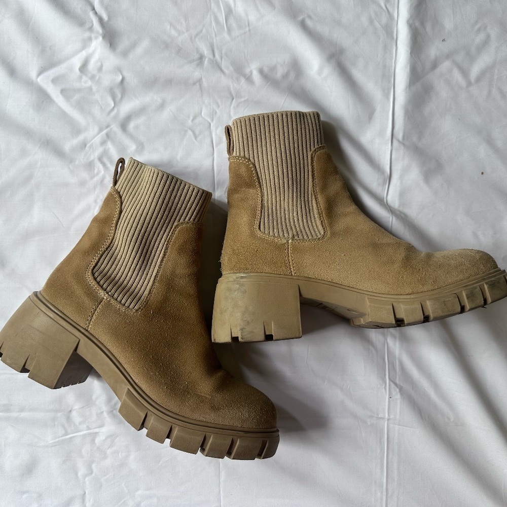 Steve Madden Hayle Chunky Platform Chelsea Boots Tan Suede Women's Size 6